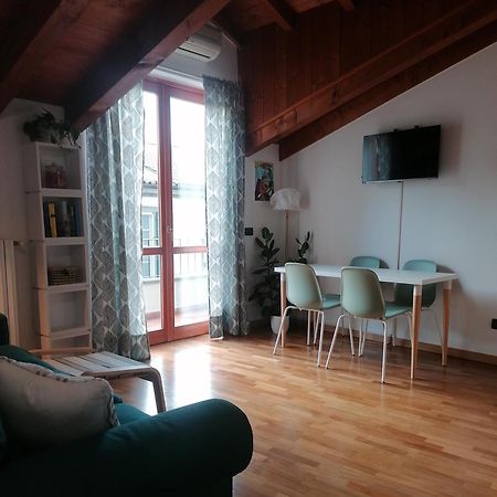 Quadrisfera Apartment Paratico Esterno foto